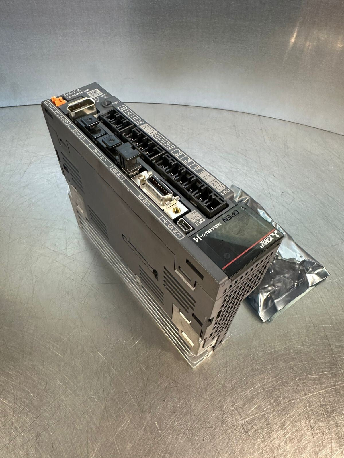 Mitsubishi MR-J4-10B-EB Ac Servo 100W Out 3Ph 170V 0-360Hz     (7.5.4)