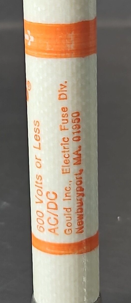 Gold shawmut A6Y10 Time delay fuse.                                      Loc4D32