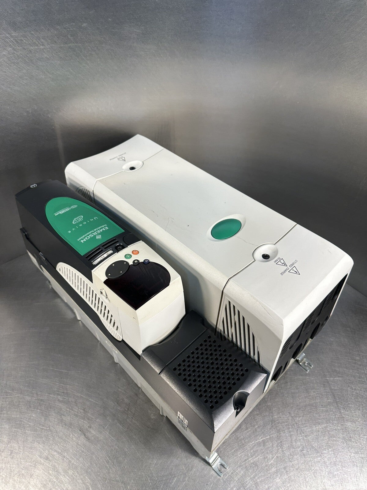 Emerson SP4402 Control Techniques Unidrive SP Inverter Drive. ()