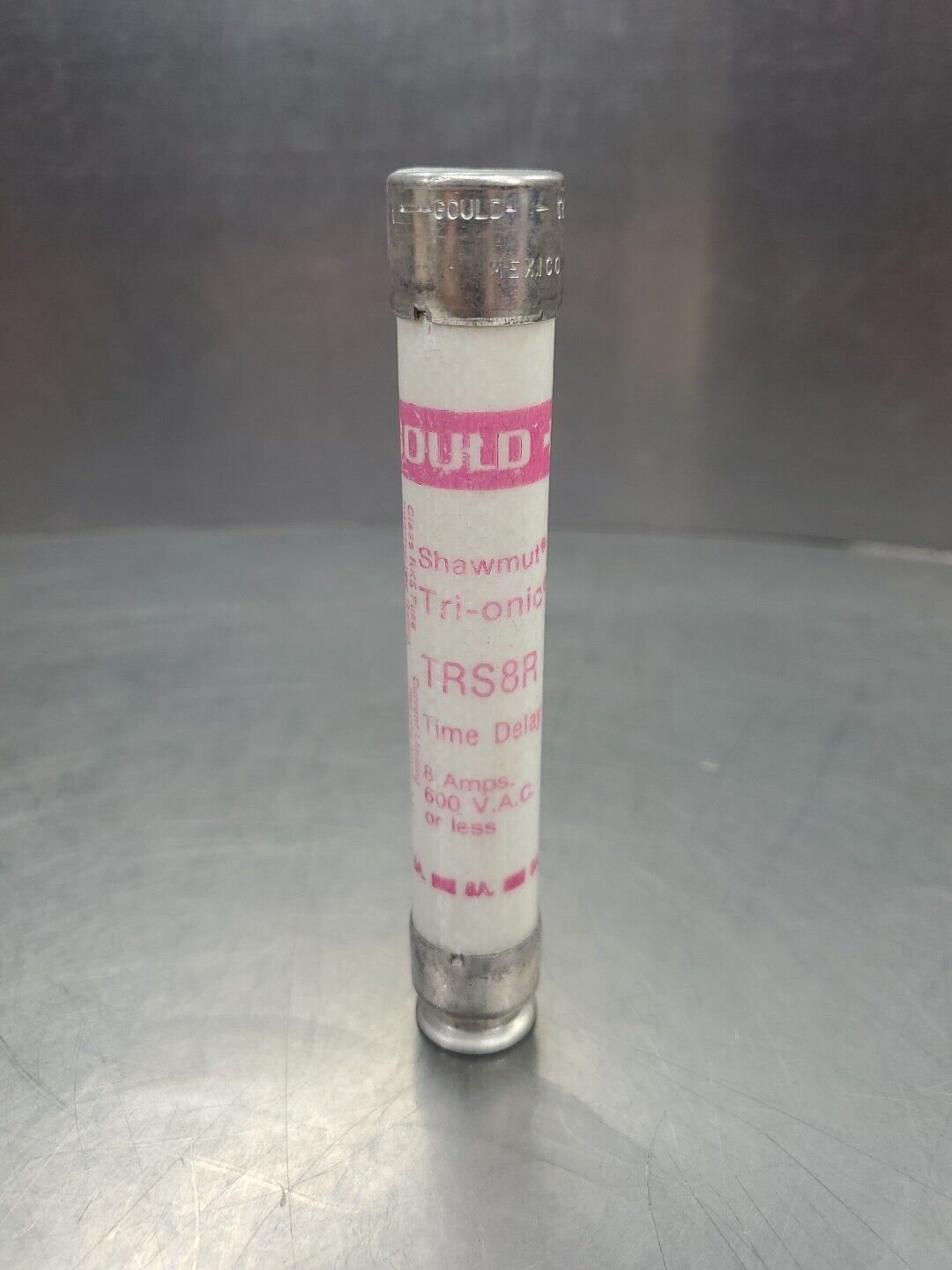 Shawmut TRS8R Tri-onic Time Delay Fuse, 8Amps 600VAC.                      4D-38