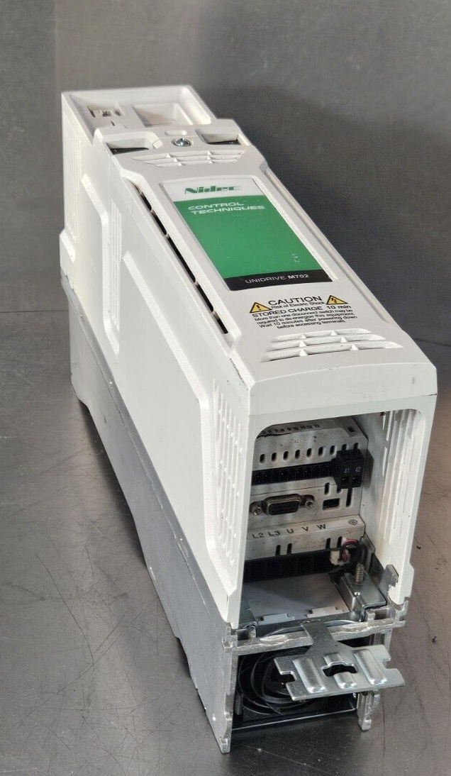Control Techniques M702-03400025A Nidec Drive 0.75/1.1 kw               (BIN642)