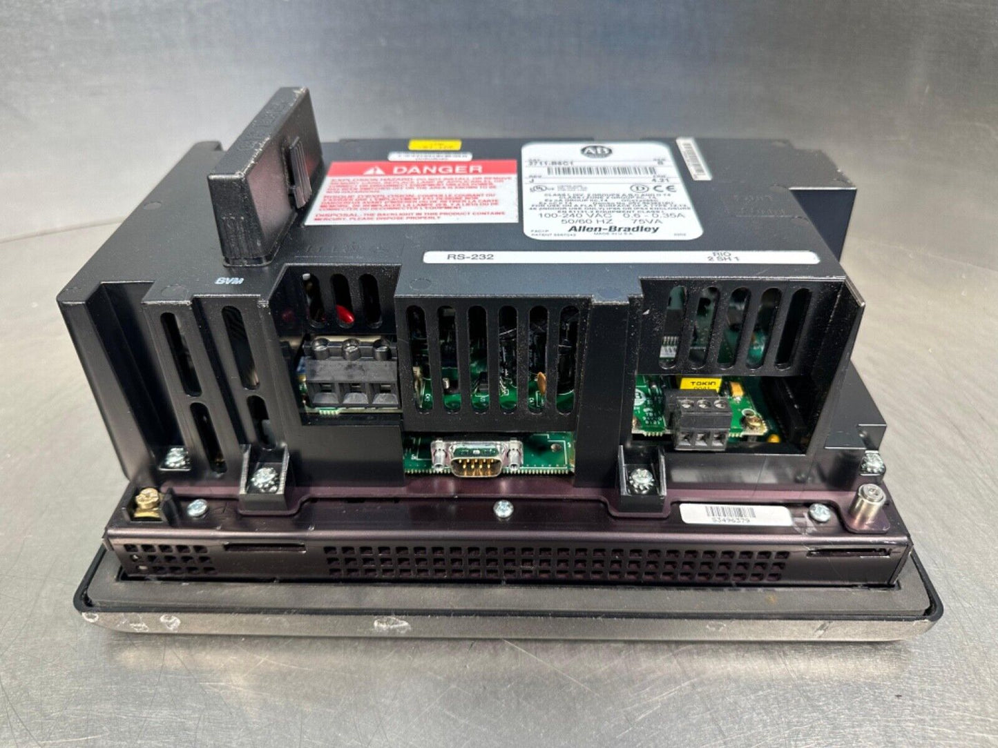 Allen Bradley  Panelwiew  2711-B6C1 SER B  100-240 Vac 50/60 hz (2E-03)