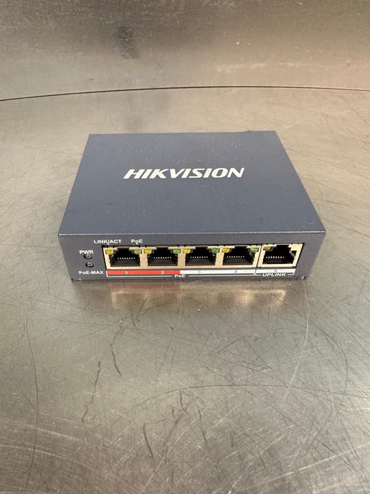 Hikvision DS-3E0105P-E2 4-Port Fast Ethernet 48V 1.35A              (6.3.4)