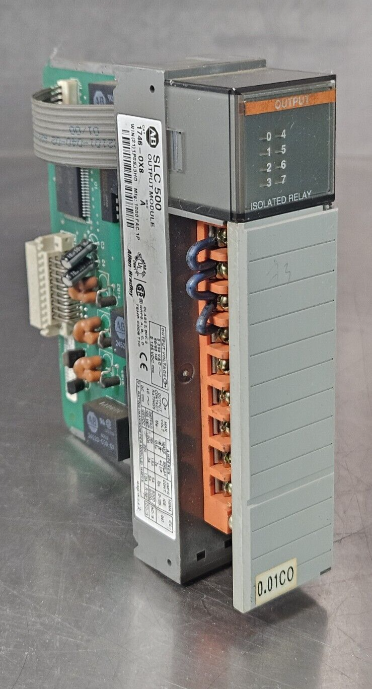 Allen Bradley 1746-0X8 SerA SLC500 Output Module                        (BIN733)