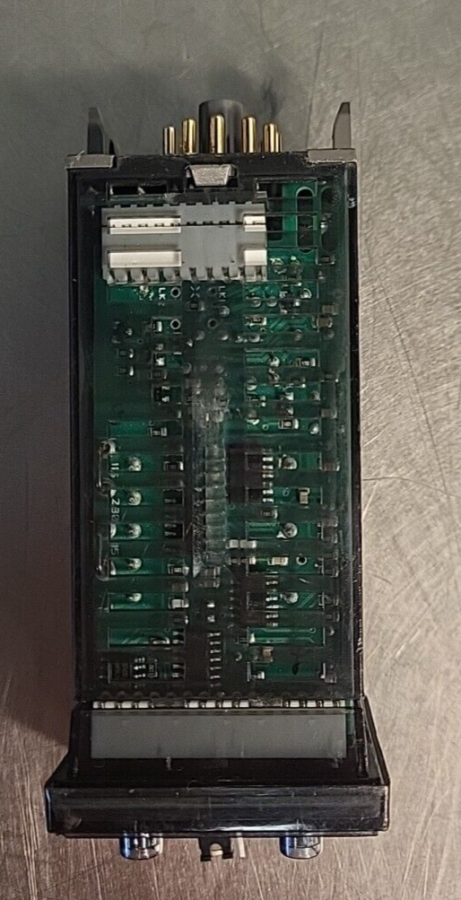 Omega  CN9000A Digital PID  992724 030 008 Tempe. Control.(BIN 3.2.3)