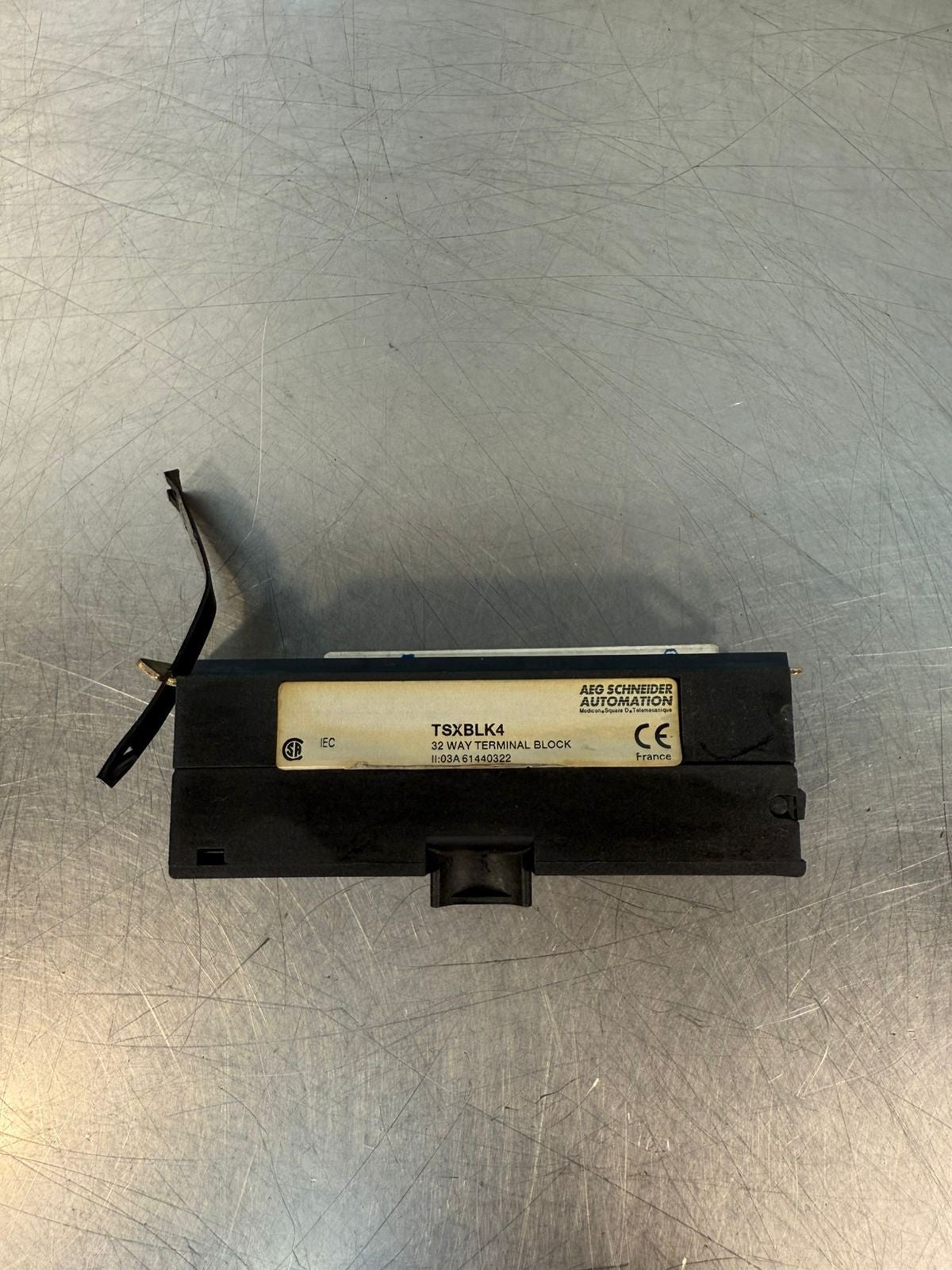 Schneider Automation TSXBLK4 32 Way Terminal Block              (3.5.1)