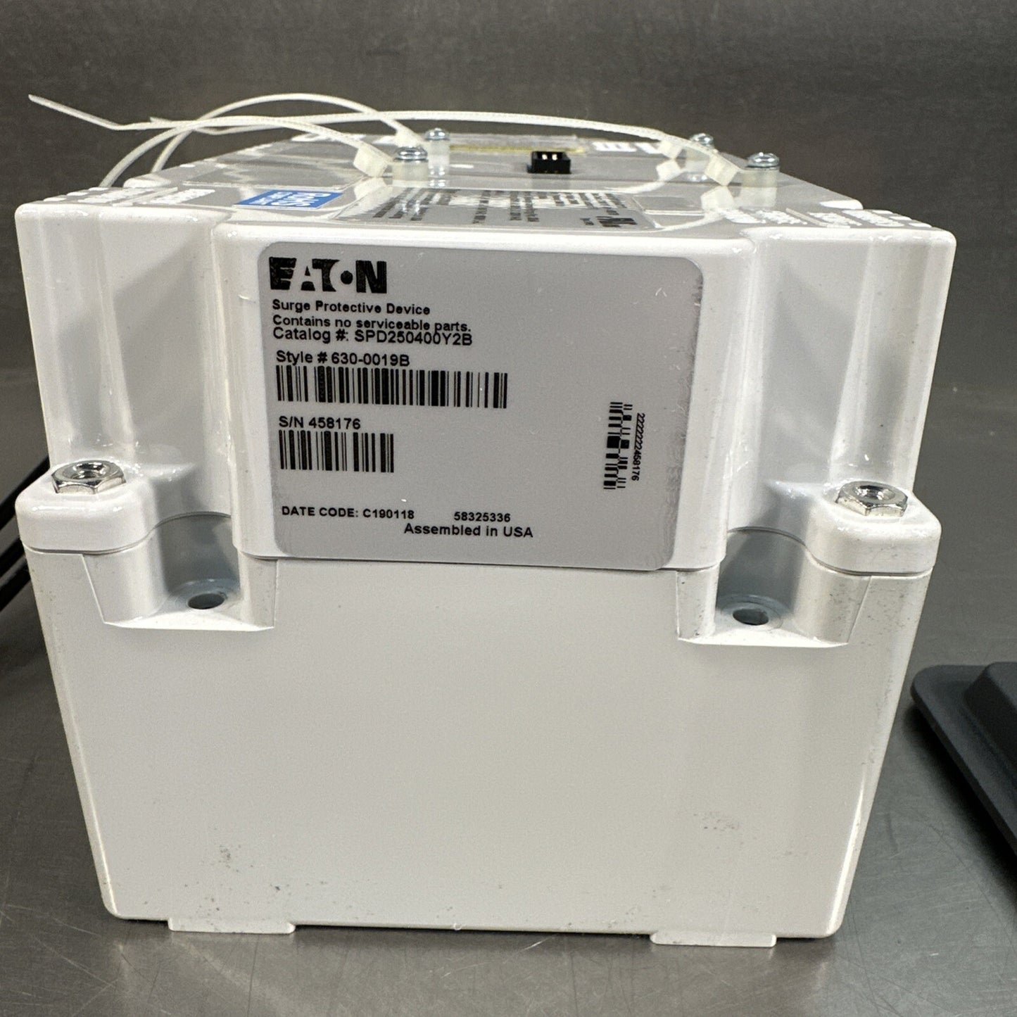 New Eaton SPD250400Y2B SPD Series Surge Protective Device  (BIN7.1.2-5)