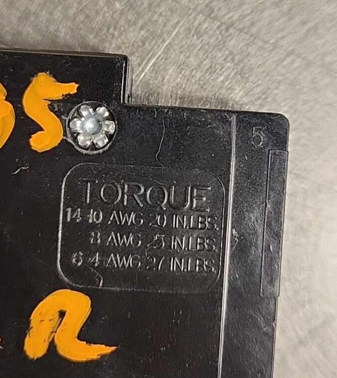 Eaton LR43556 Circuit Breaker, 120/240V(BIN354)