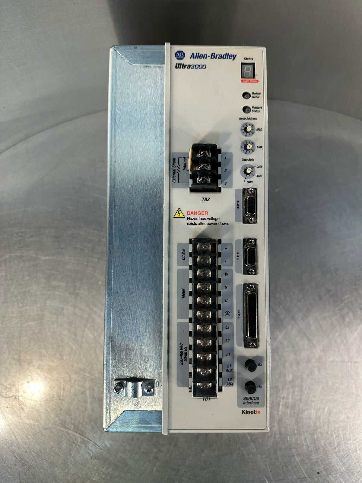 Allen Bradley 2098-DSD-HV030-SE /B 230/460Vac  Ultra3000                 (7.5.1)