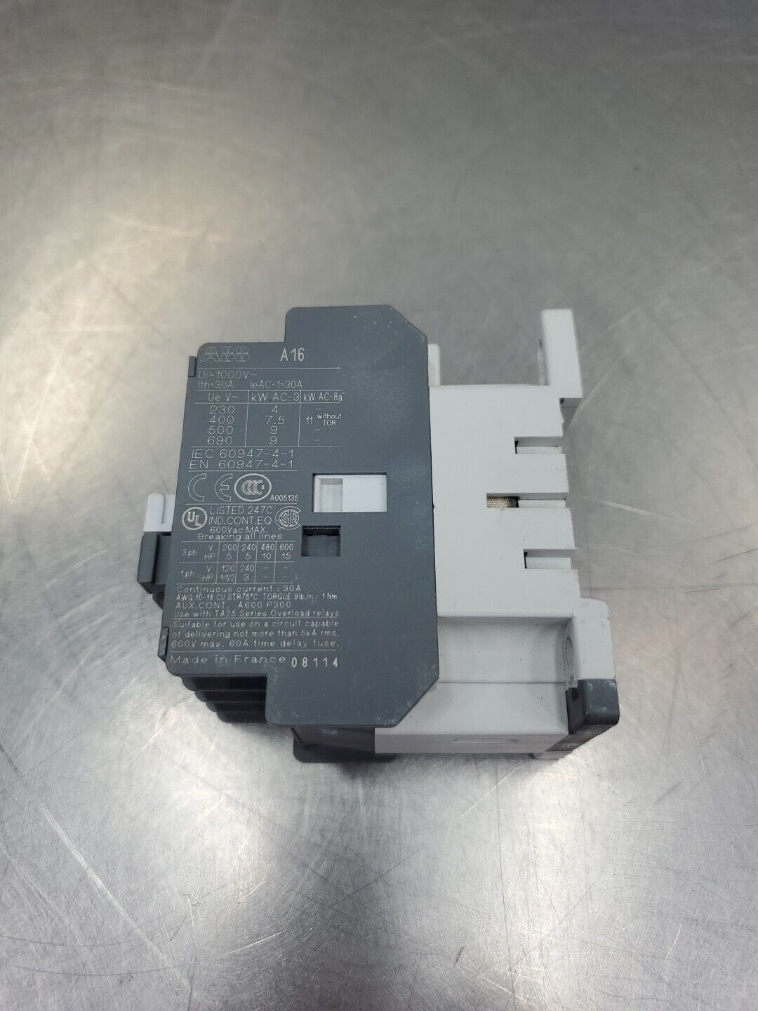 ABB A16-30-10 Contactor, 230-690V Coil AC 30A.                             4E-35