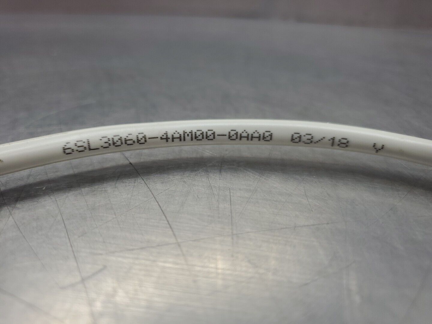 Siemens 6SL3060-4AM00-0AA0 18" Connector Cable.                            5D-25