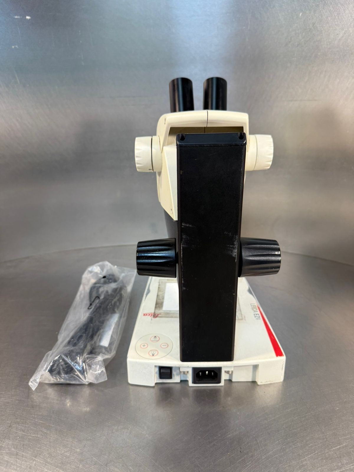 Leica Microscope EZ4  100V-240V ~ 15W 50/60Hz 10447199  (12.4.8)
