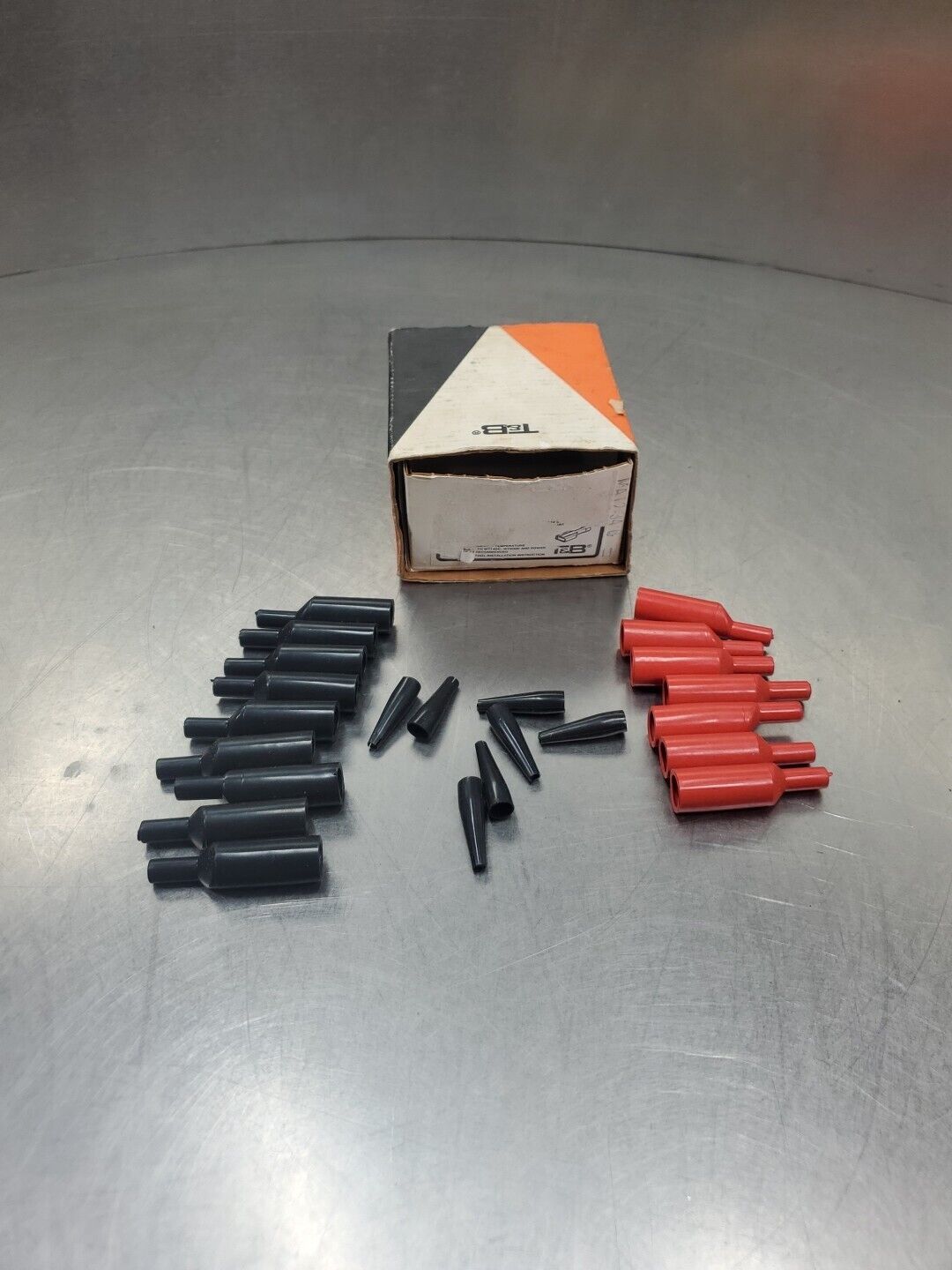 Thomas & Betts MAT2-34-C Electrical Probe Tips, 9-Black, 7-Red, 7-Small.   5E-30