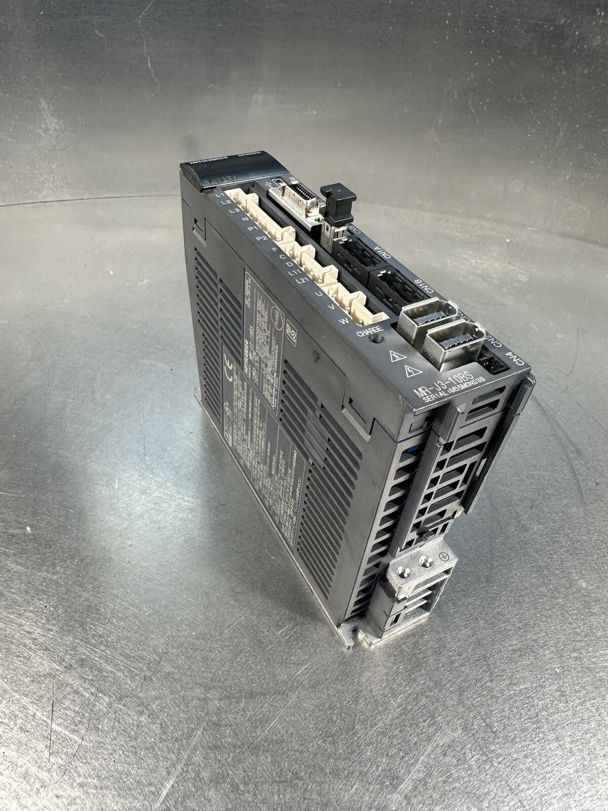 Mitsubishi MR-J3-10BS AC Servo Drive (BIN-1.2.4)