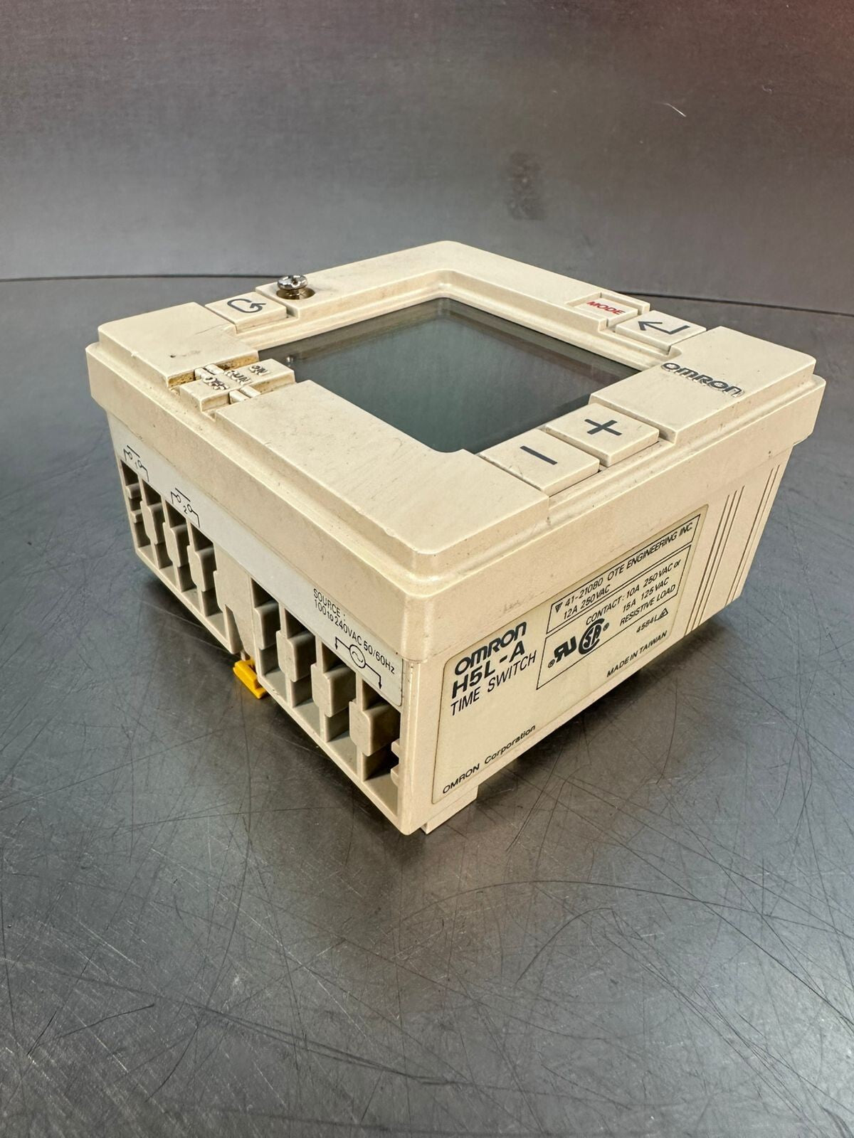 Omron H5L-A   12A-250Vac             (2.3.1)