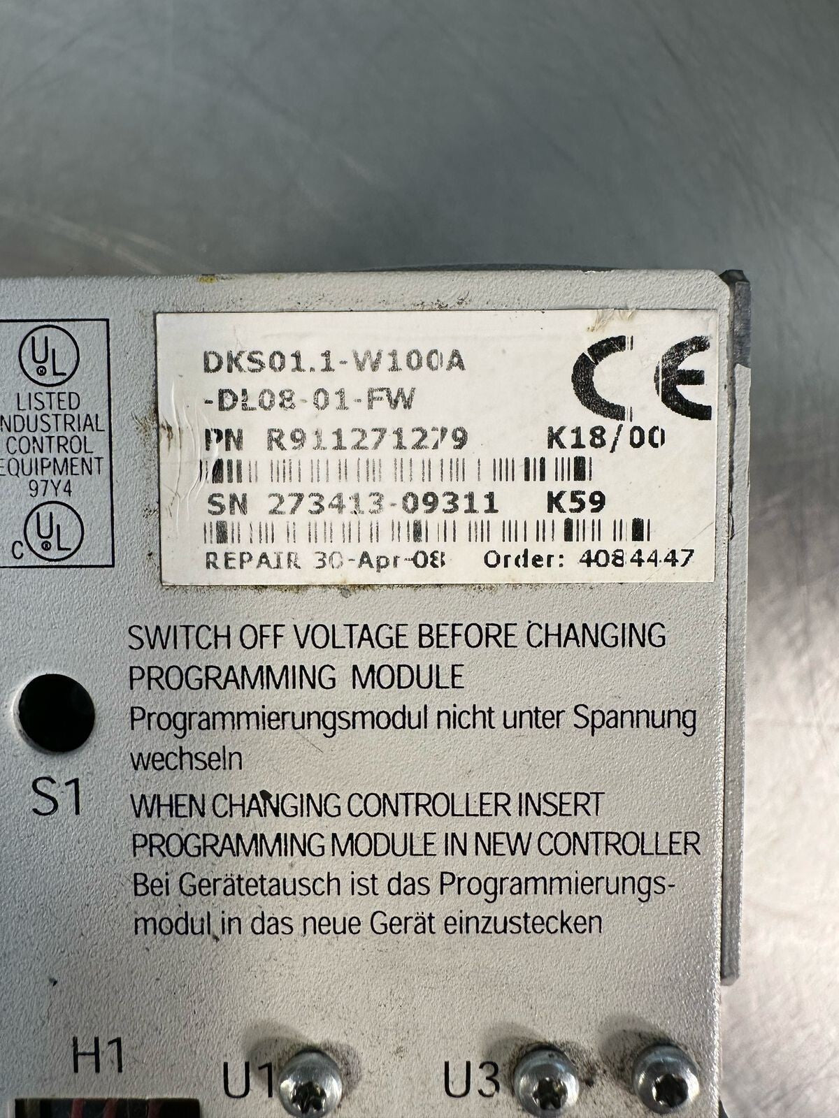Indramat DKS01.1-W100A-DL08-01-FW DKS DIGITAL SERVO DRIVE           (2.5.3)