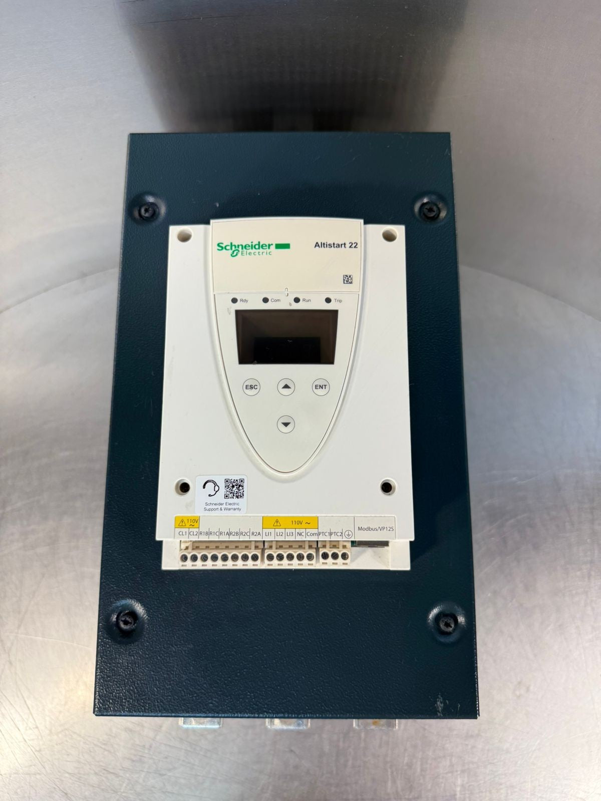 Schneider Altistart-22 ATS22C25S6U Soft Start / 250A  208-600V     (1.5.5)