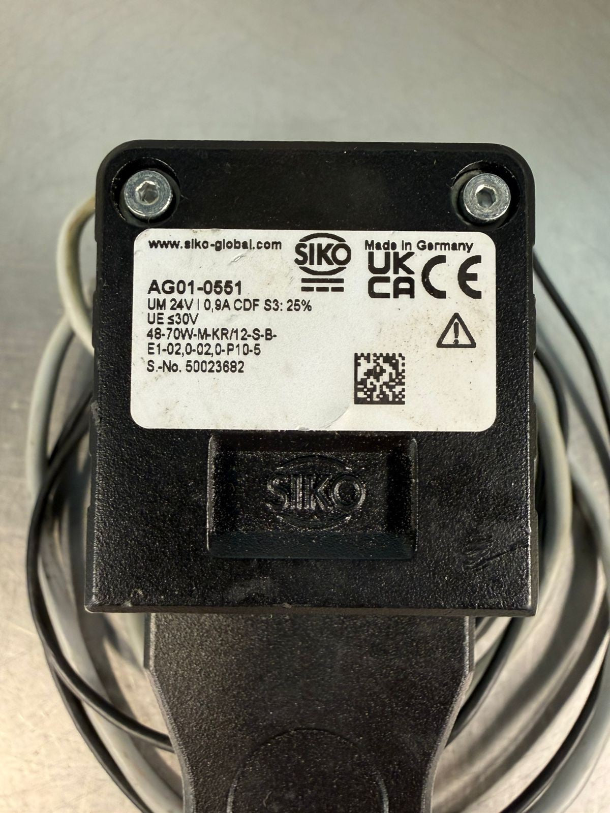 Siko AG01-0551 / AG010551 Um 24V/ 0,9A CDF S3:25%                  (4.4.3)