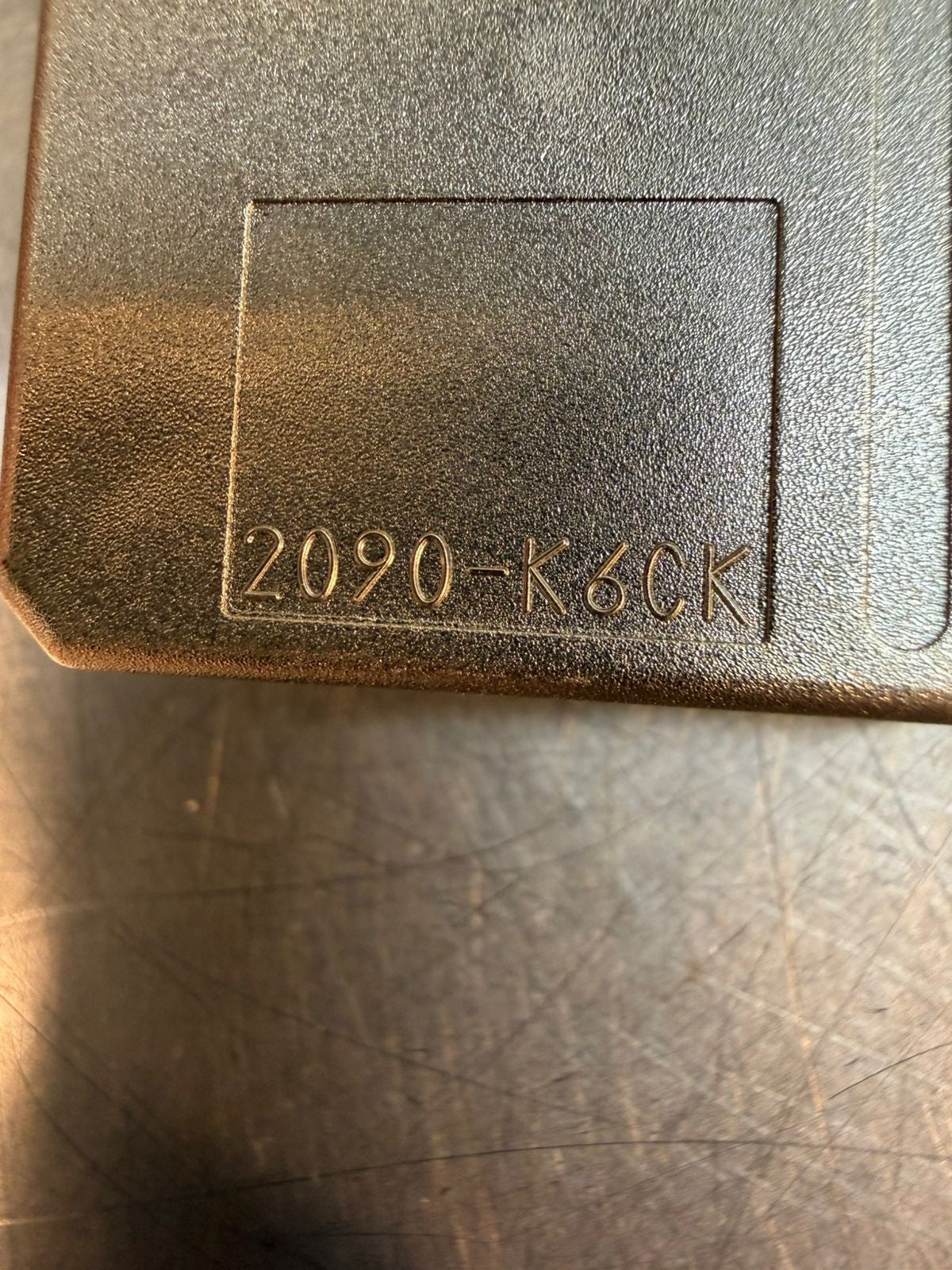 Allen Bradley 2090-K6CK I/O Connector D-Sub 26-Pin Male            (4.3.3)