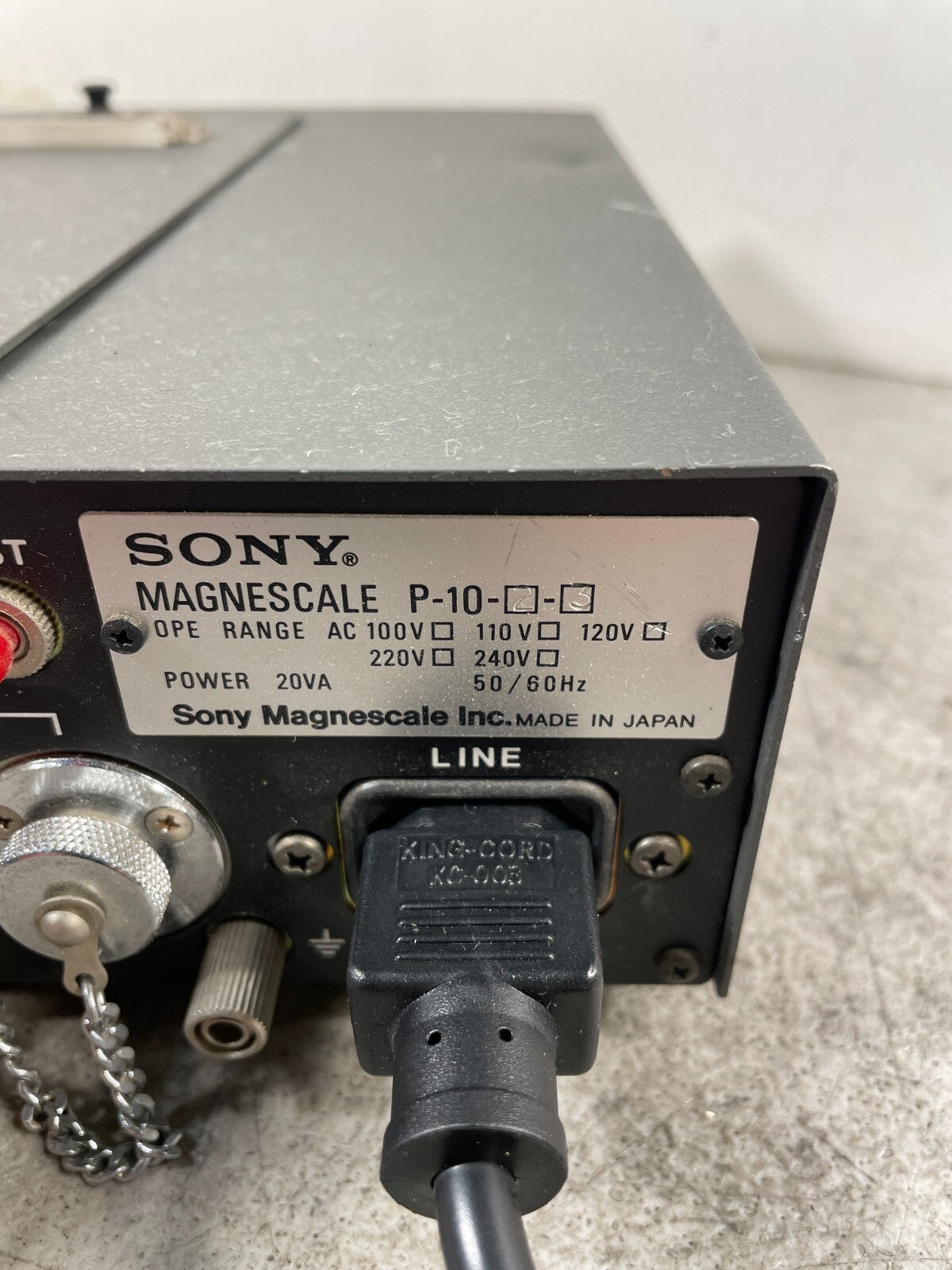 Sony Magnescale P-10 P10 Black Portable 50/60 Hz 20VA Power @2D