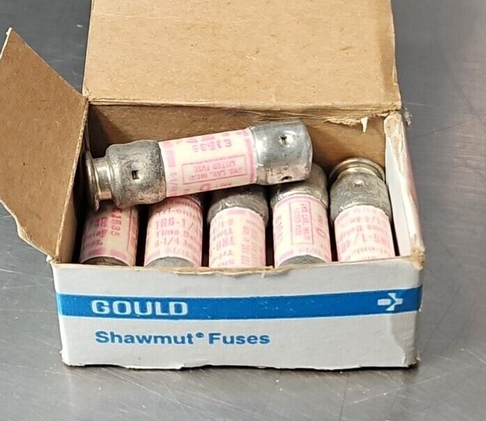 Gould shawmut TR61/4R Time delay relay. Lot of 6.                        Loc4E19
