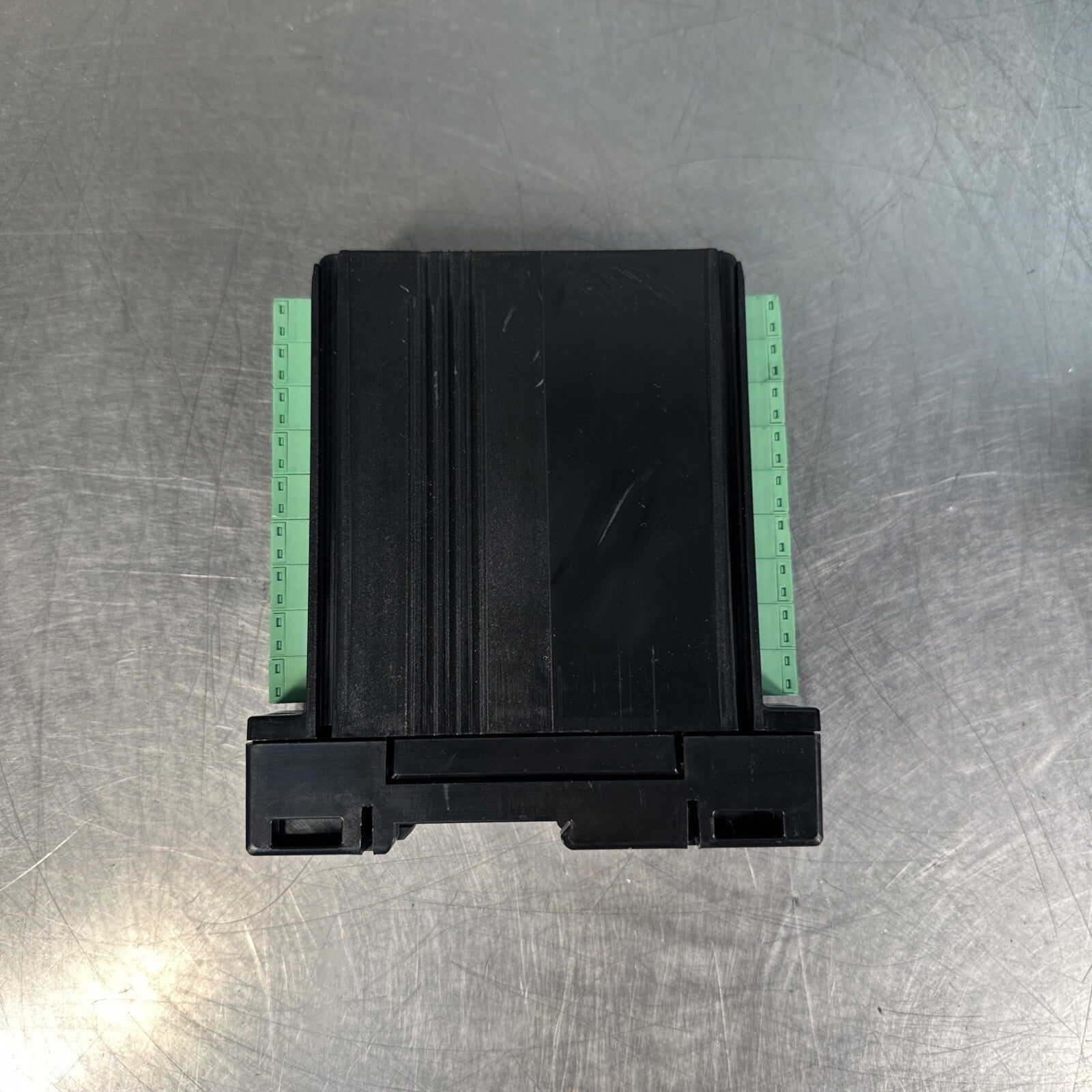 Tecnint HTE MD-DOP16-HAY Modular I/0 System.                   (5.4.5)