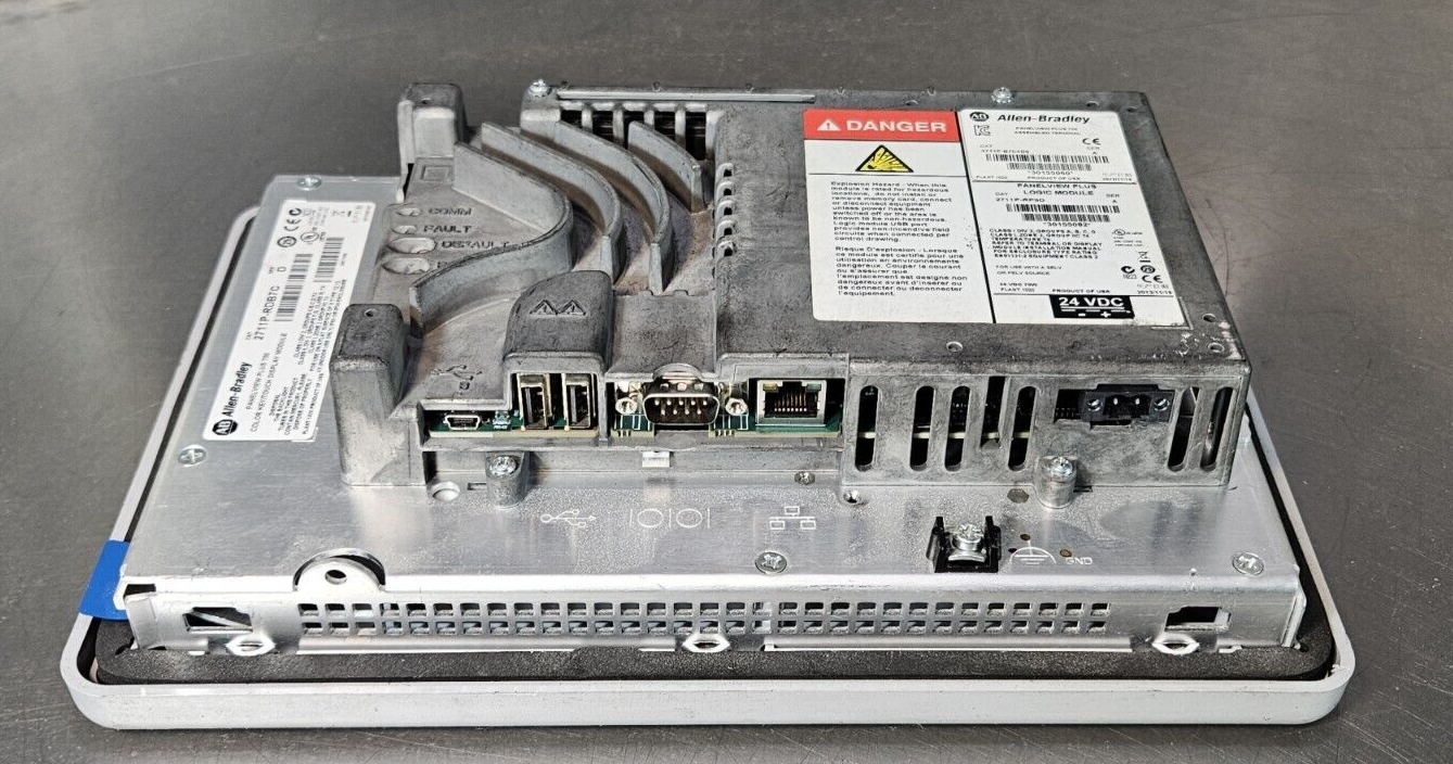 Allen Bradley 2711P-RDB7C Ser D Panelview Plus 700                      (BIN633)