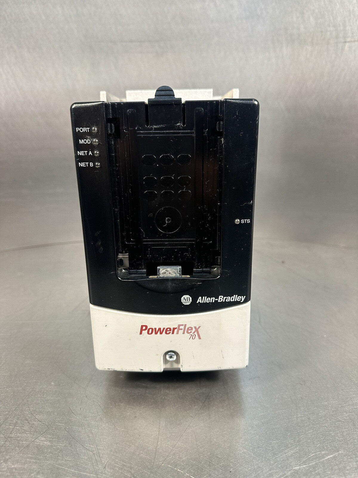 Allen-Bradley 20A D 2P1A3AYYNNC0 PowerFlex 70 480V, 1HP, 2.4A (BIN-1.4.4)