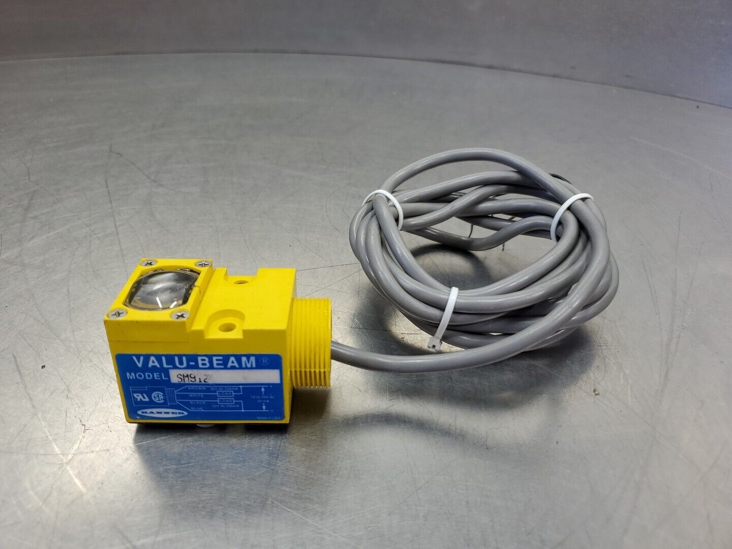 BANNER SM912 VALU-BEAM PHOTOELECTRIC SENSOR.                               5E-17