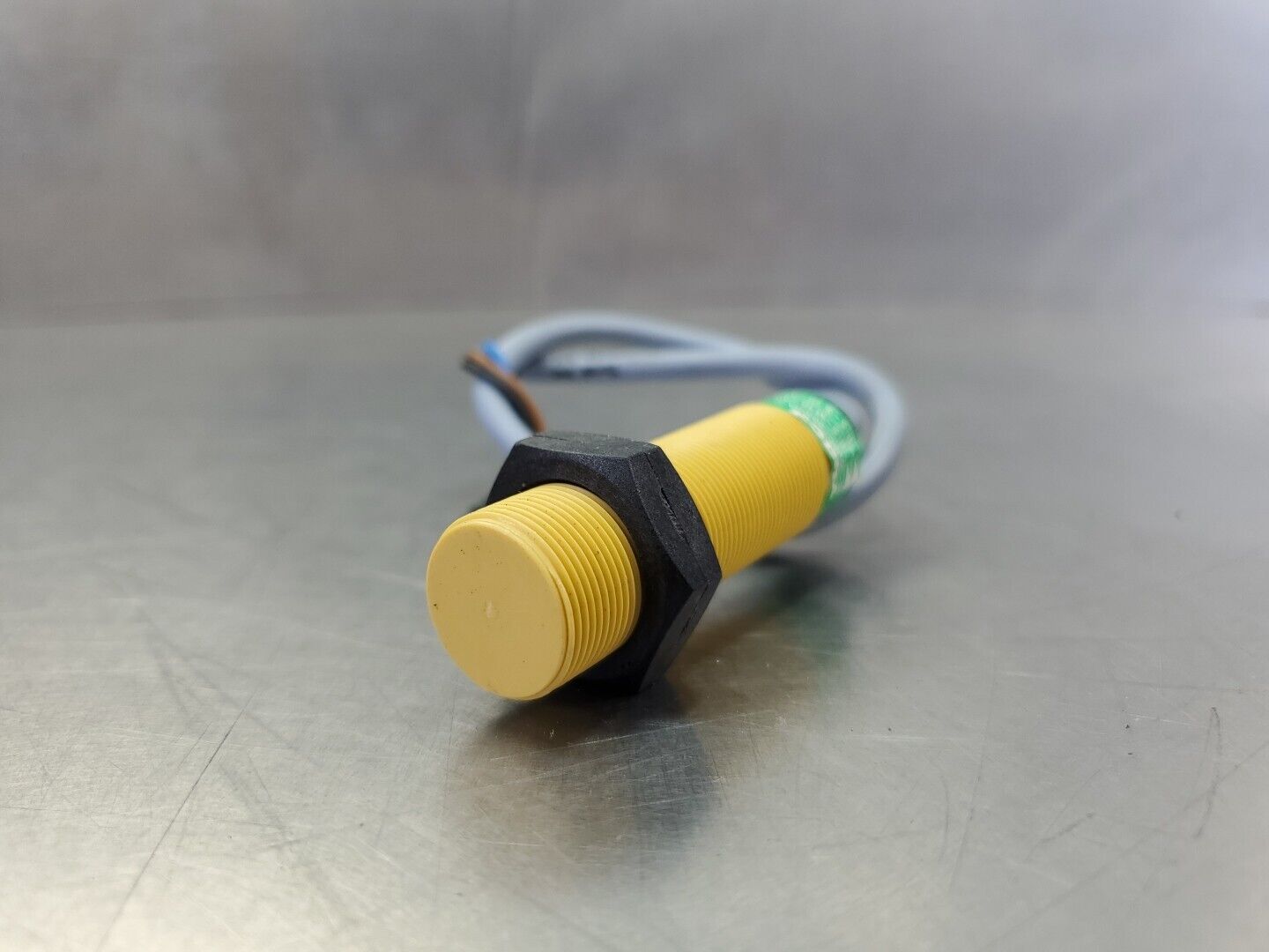 TURCK Bi5-M18-AN6X 10-30VDC 200mA Sensor Module.                           5E-16