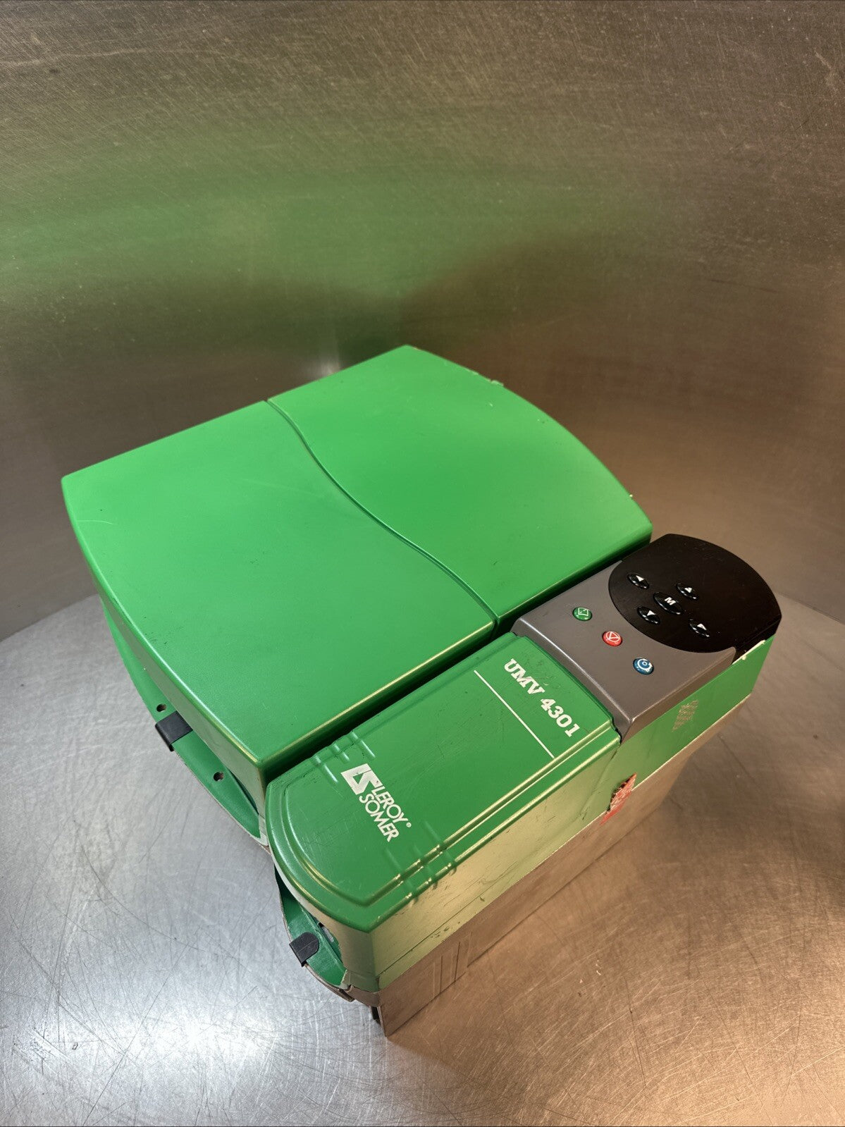 Control Techniques Unidrdrive Leroy Somer V3 22kw UMV 4301 33 T (BIN-7.6.1)