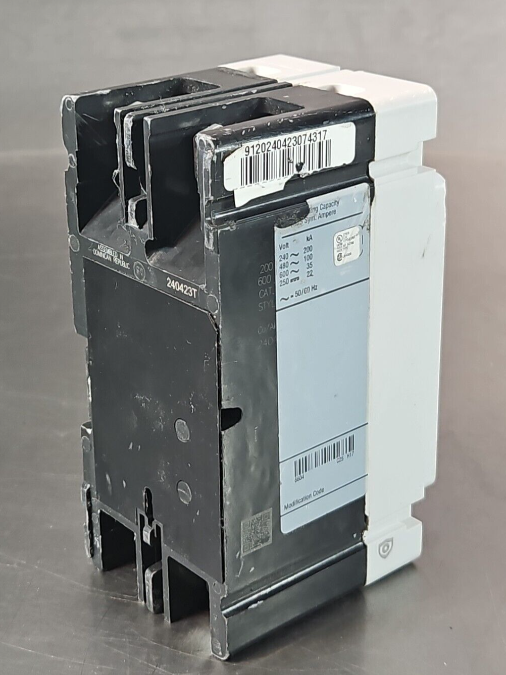Eaton FDC2200 / FDC100K 200A 600VAC                                     (BIN742)