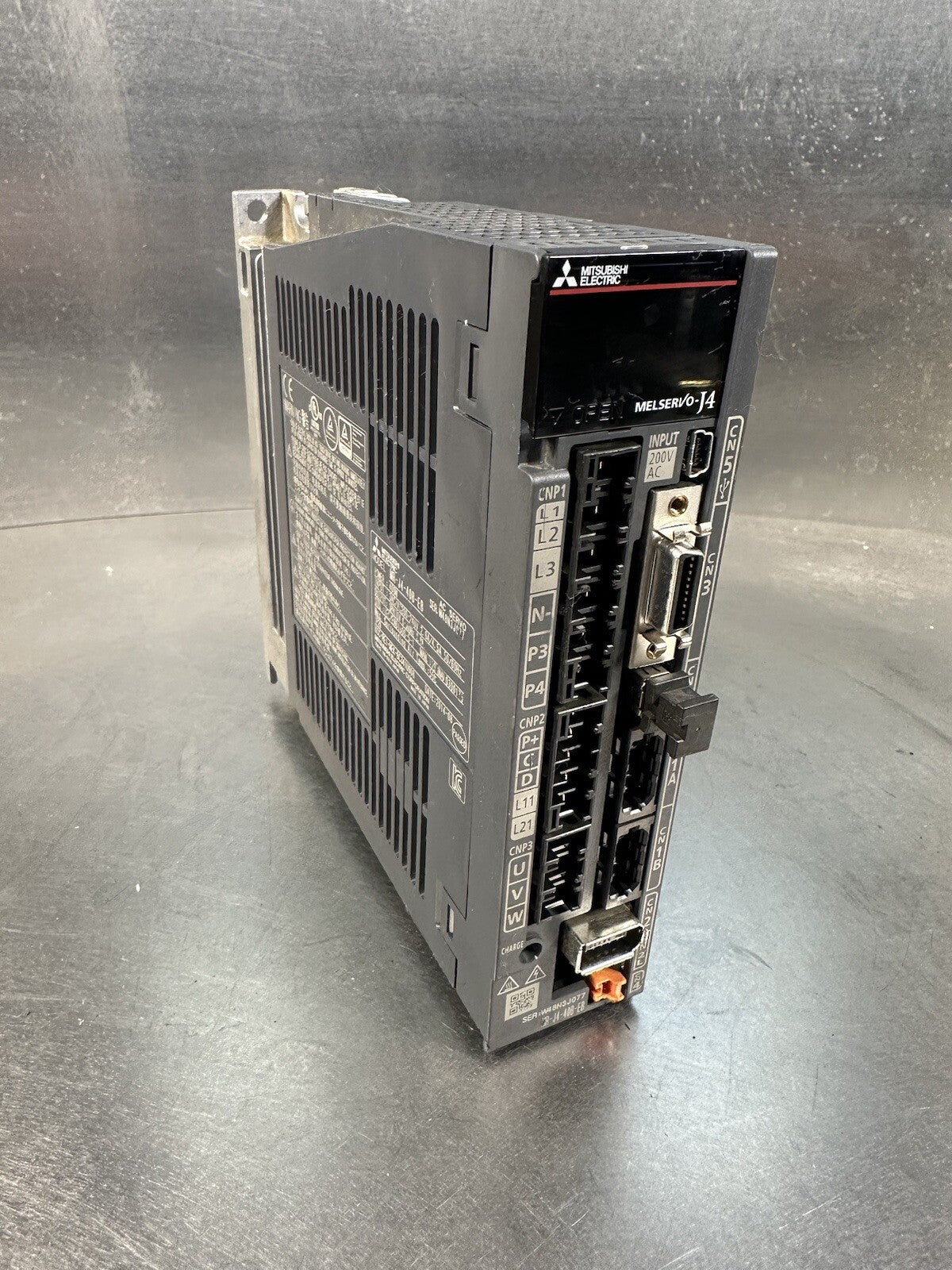 Mitsubishi MR-J4-40B-EB Melservo-J4 Controller. (BIN-1.2.4)