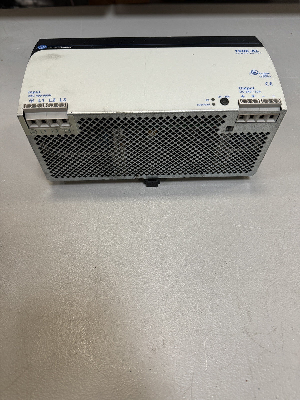 Allen Bradley 1606-XL720E-3 /A AC/DC  720W 24-28V 3PH 480V AC Input @2B(BIN3.5.2