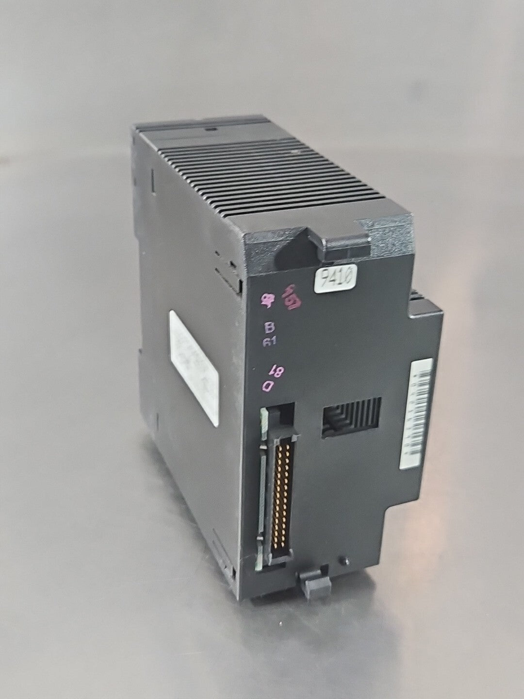 GE Fanuc IC693PWR321N Pow Supply Programmable Controller W/Out Cover (BIN4.4.4)