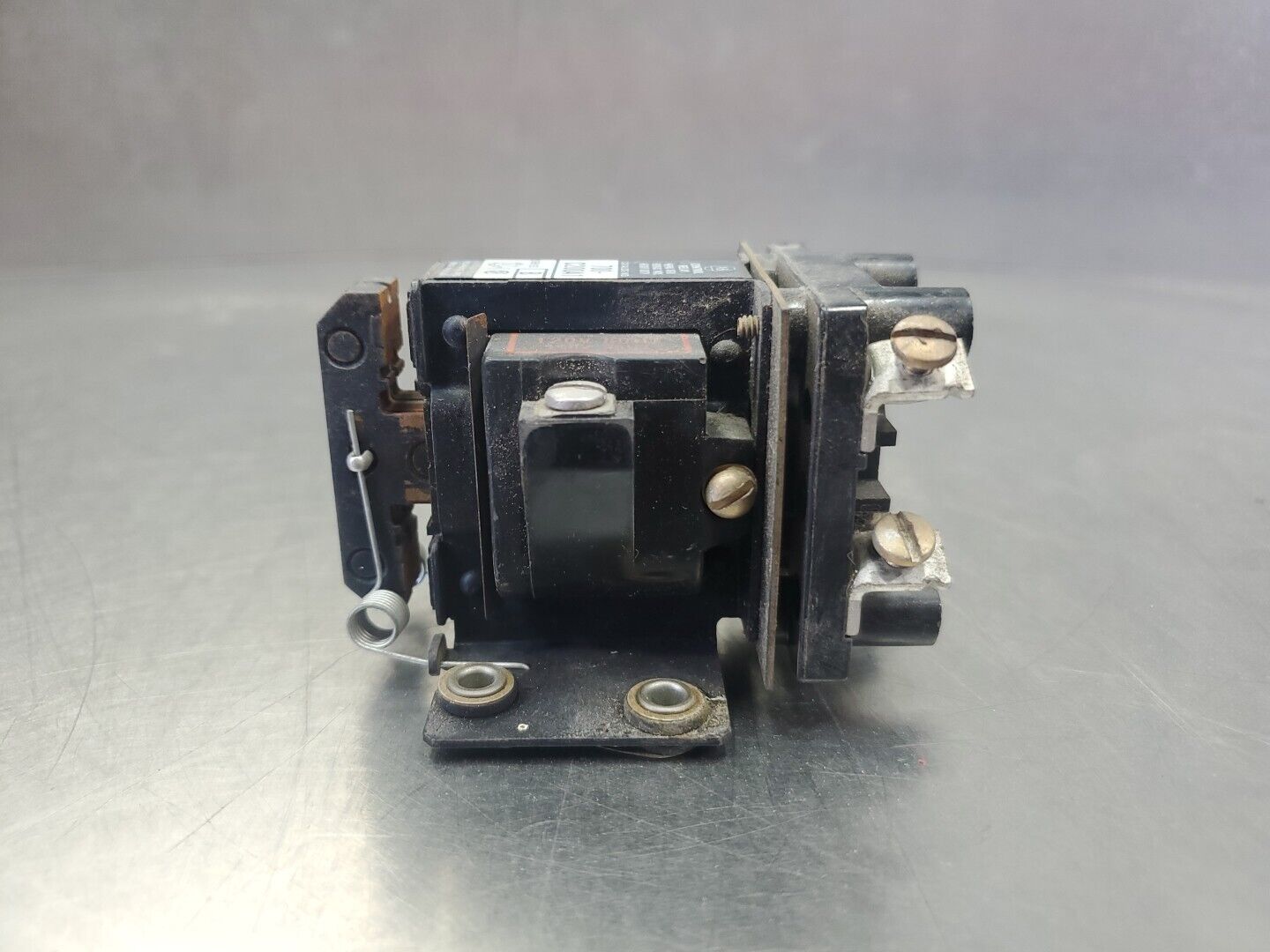 Allen-Bradley 700-C200A1 AC Control Relay, 110/120V Series B.              4D-27