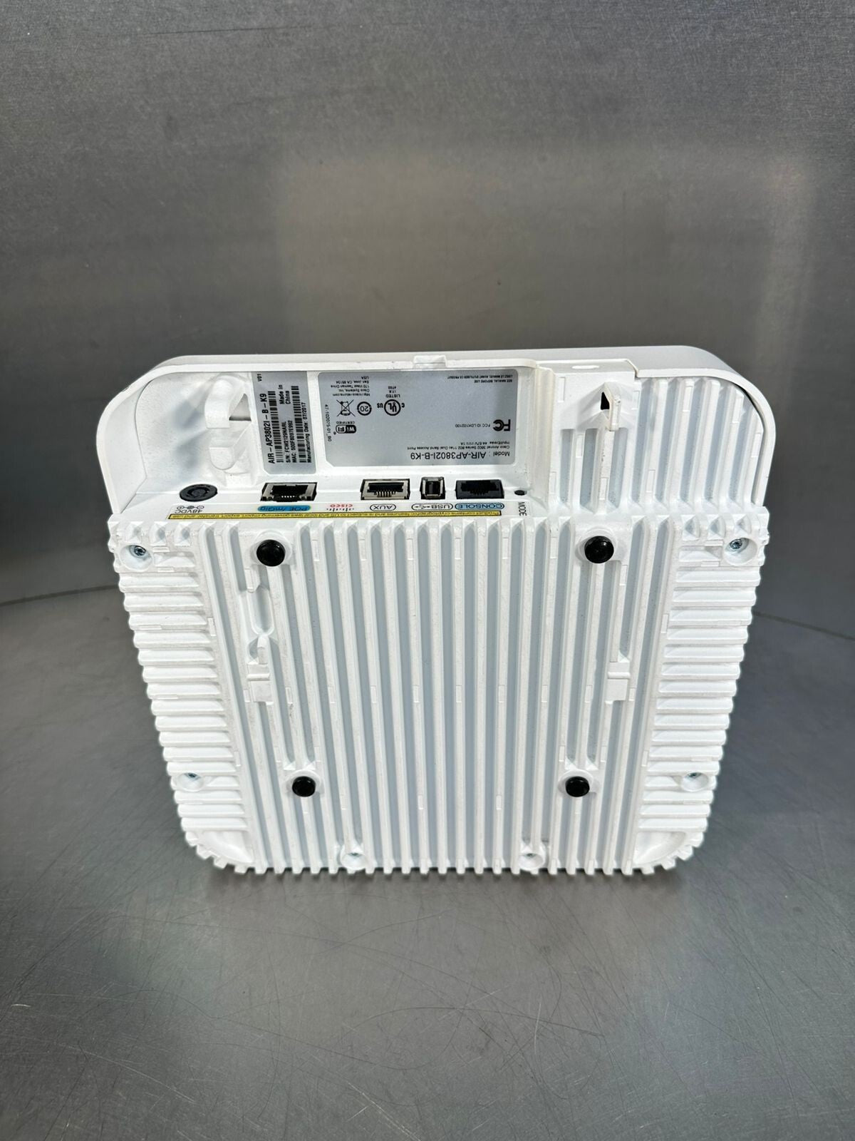 Cisco AIR-AP3802I-B-K9 Access Point Aironet 3802 802. 11ac 2.4/5 GHz (7.4.5)