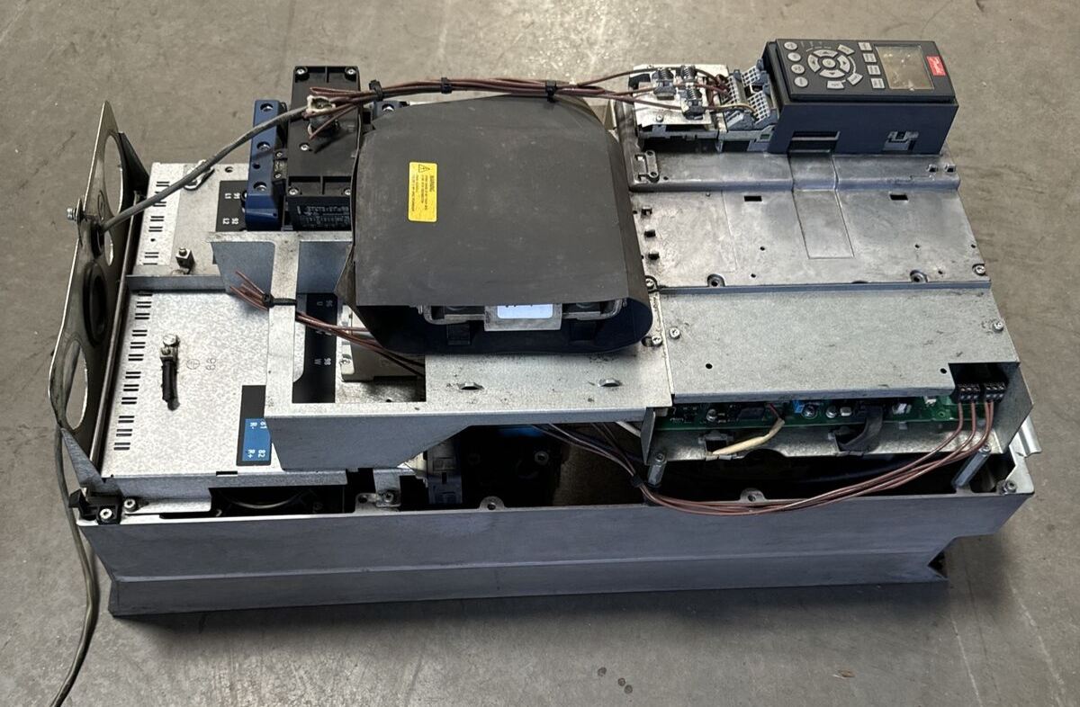 Tested Danfoss VLT 134G5201 Refrigeration Drive 90kW/125HP (BIN1.5.6)