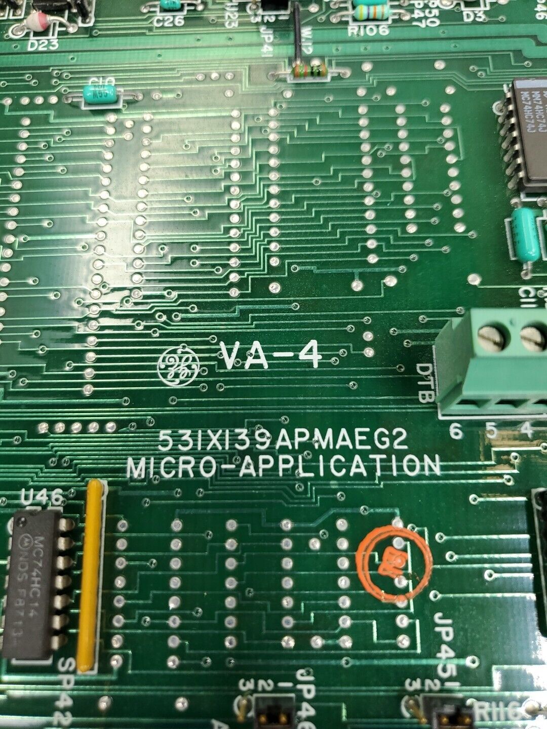 GE 53IXI39APMAEG2 VA-4 MICRO-Application Control Board.                     3E-2
