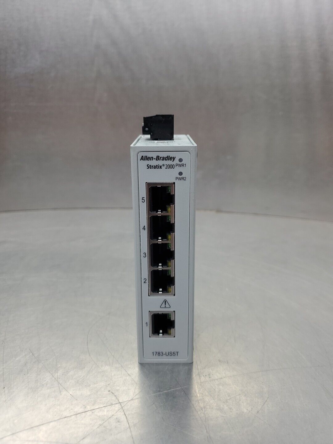 Allen-Bradley 1783-US5T Ser B Stratix 2000 Ethernet Switch.                3D-29