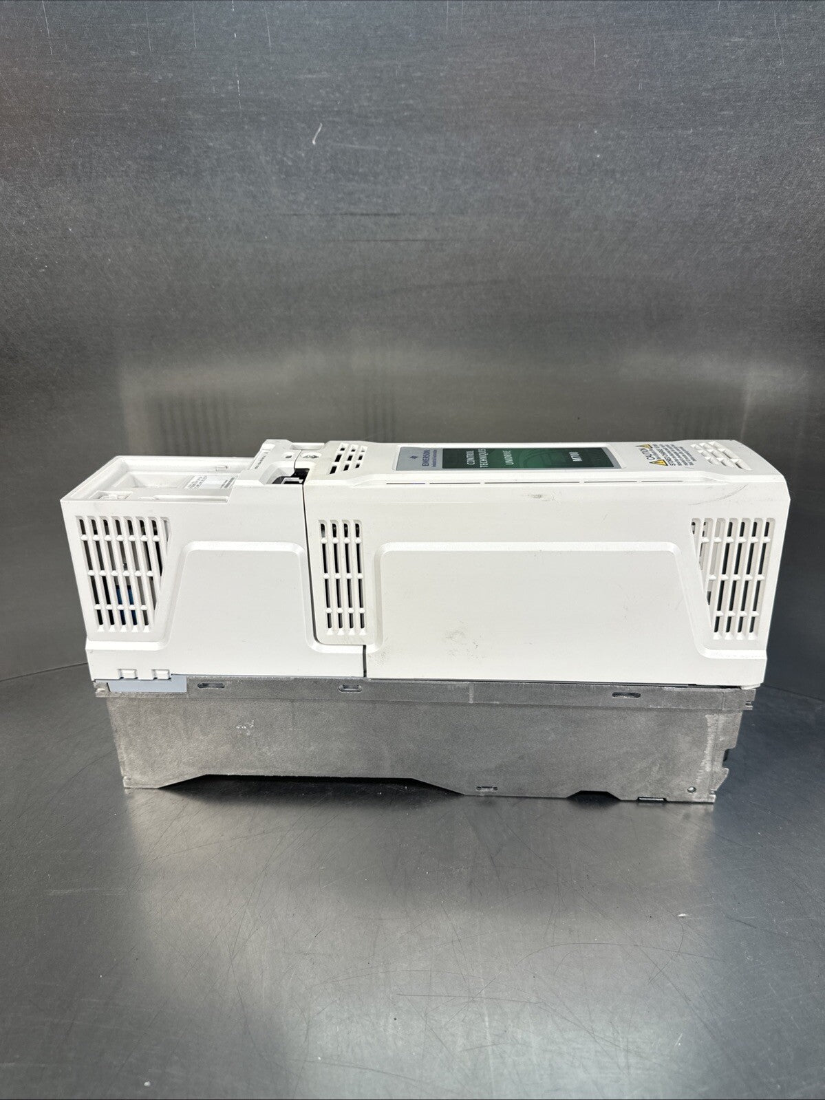 Unidrive Control Techniques M701-034-00100-A                             (6.5.2)