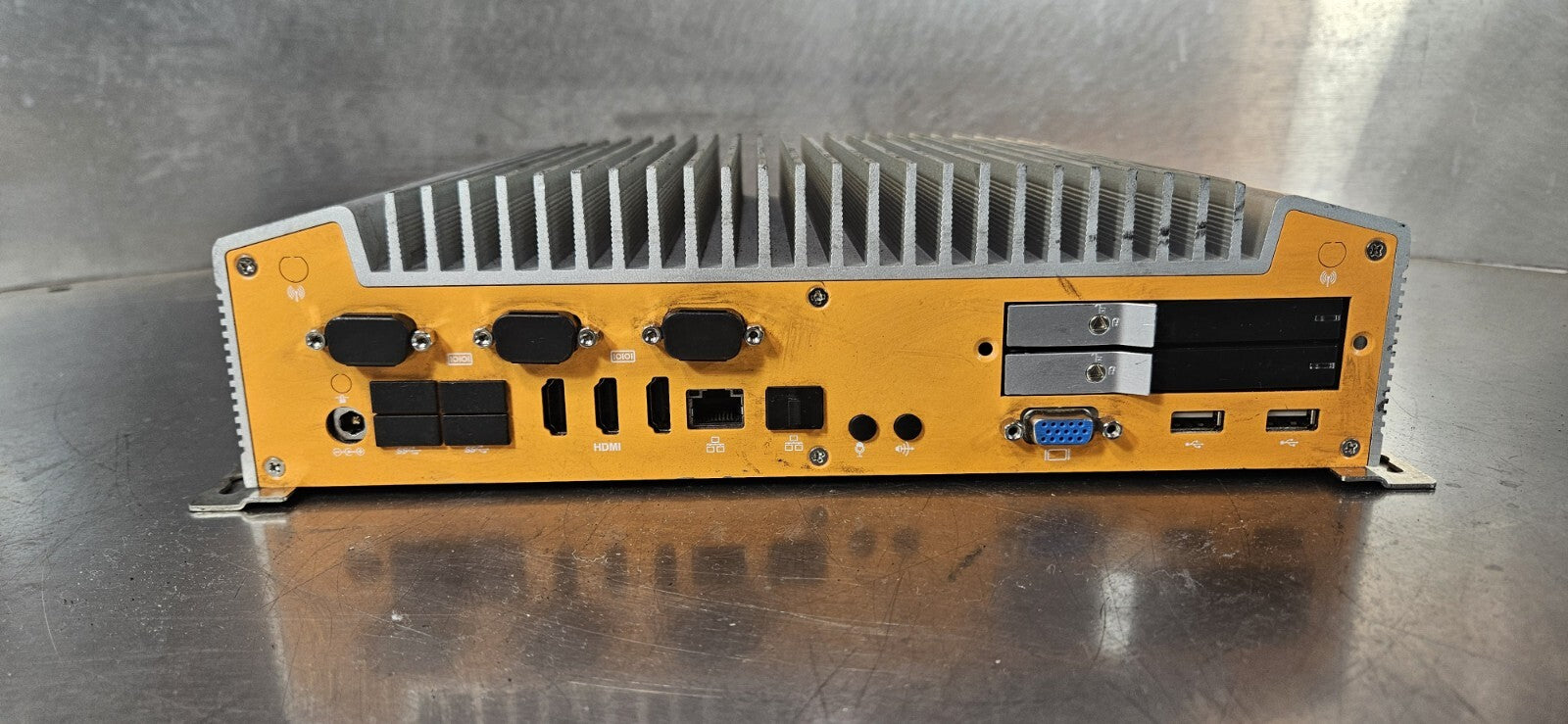 OnLogic Fanless Industrial ML600G-52 Intel Skylake Computer             (BIN652)