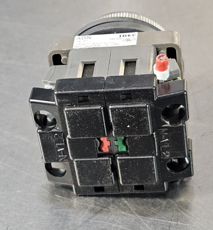 IDEC ABN Black Push Button                                              (BIN643)