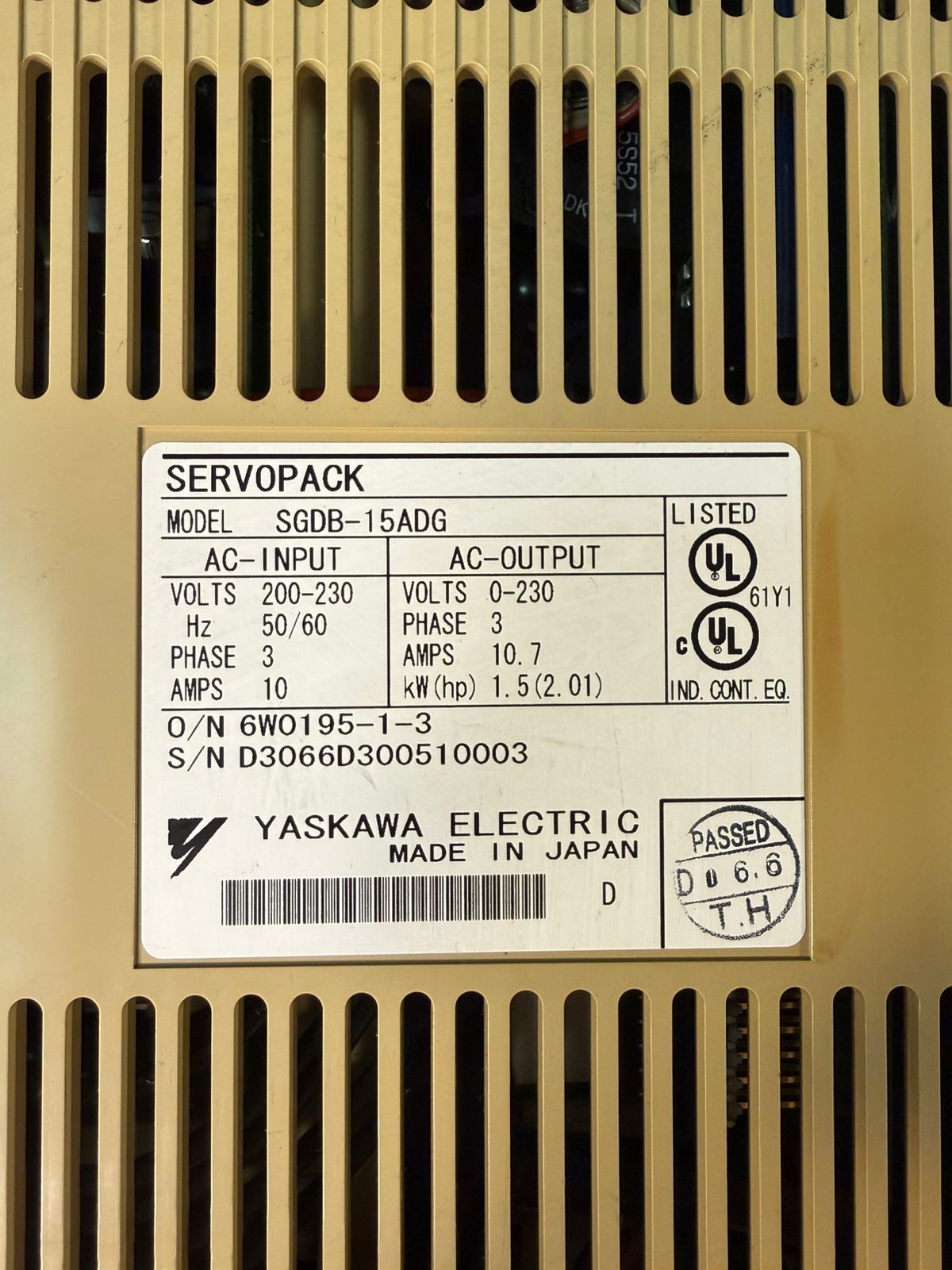 Yaskawa SGDB-15ADG Servopack                                       (1.5.4)