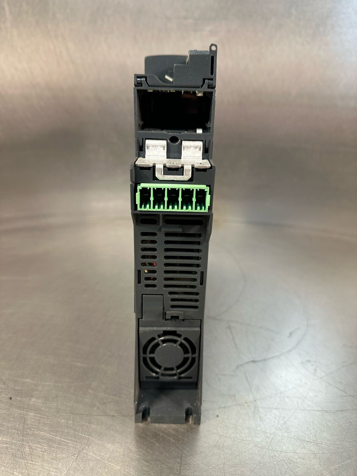 Schneider Electric Altivar 320 AC Drive ATV320U07N4B  0.75kW - 1HP (7.2.4)