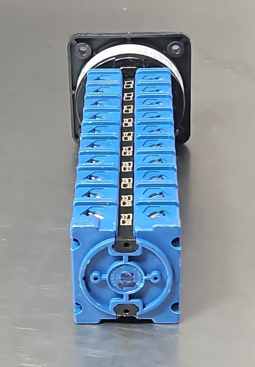 kraus & Naimer CH10B.USM1338 Rotary Switch 20A 600V A.C.    (BIN3.4.4)