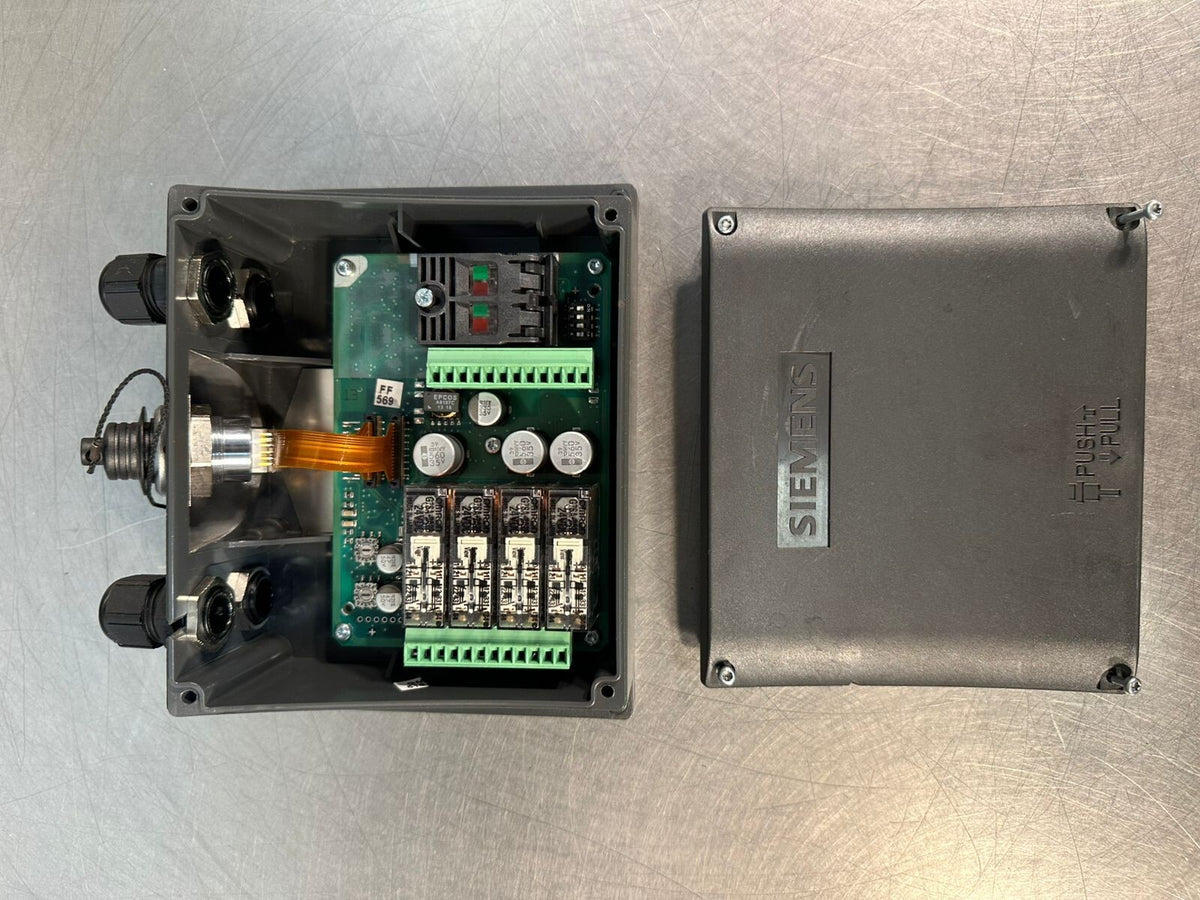 Siemens 6AV6 671-5AE10-0AX0 Connectivity Box DB Plus 24Vdc (4.4.4)