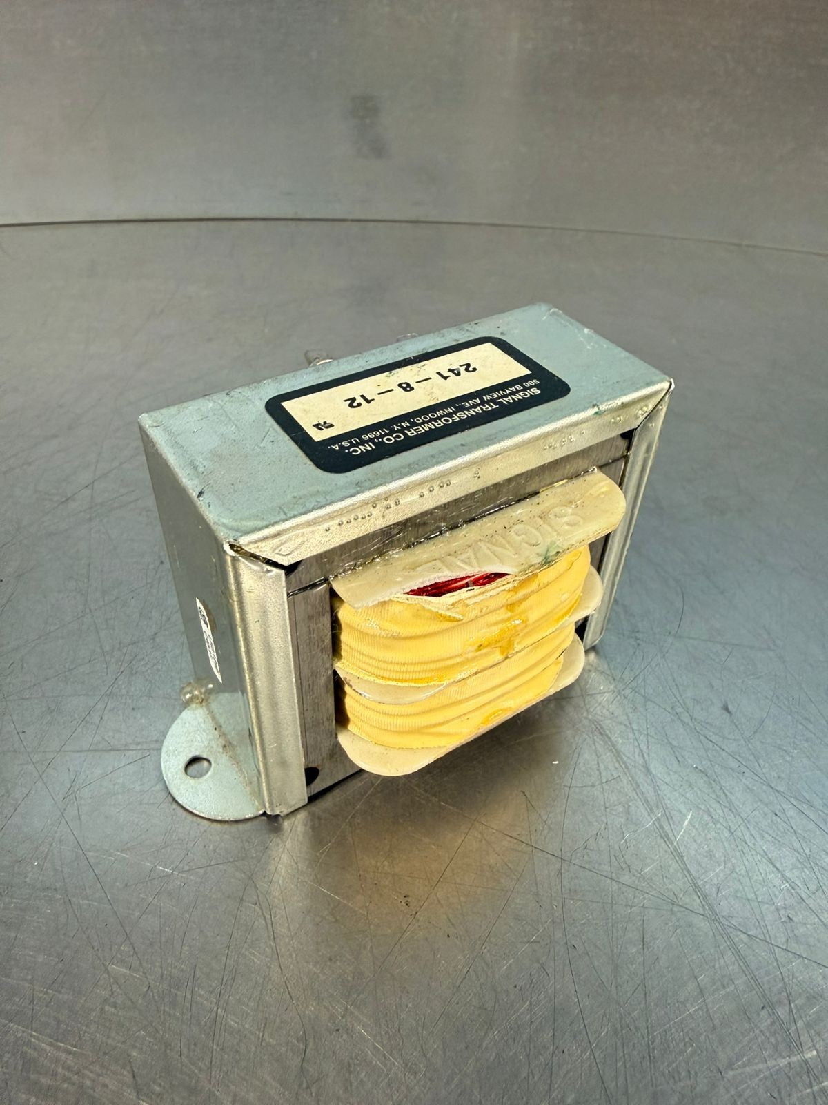 Signal Transformer 241-8-12                                        (9.3.3)
