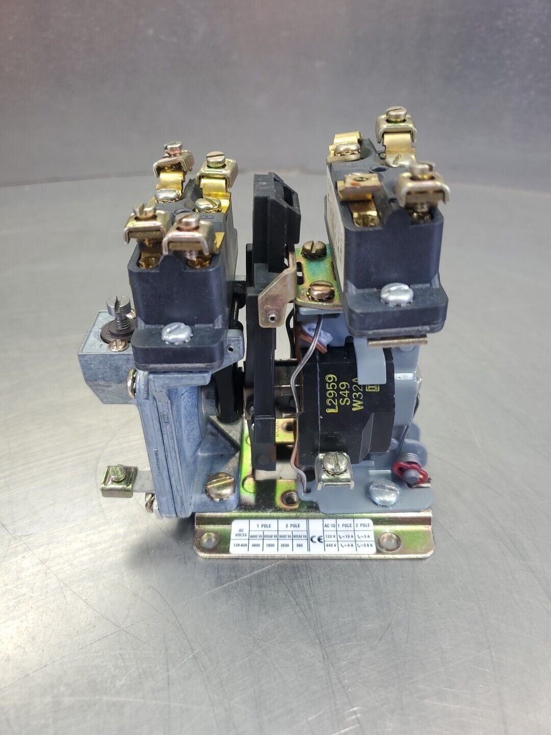 Square D 9060A011D Ser. A Thermal Overload Relay, 120-600VAC.              4E-20