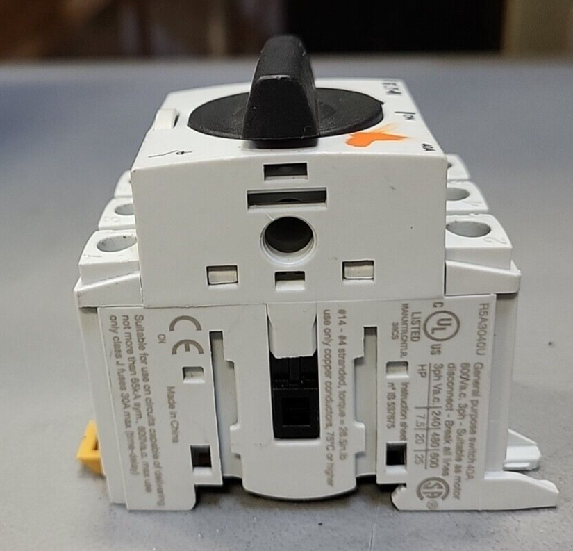 Eaton   R5A3040U Disconnect Switches 40A 600V  (BIN3.5.4).